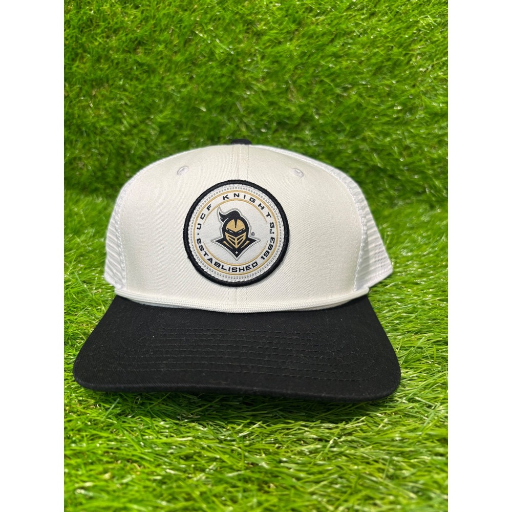 UCF Knights Captivating Trucker Hat White Black Snapback Mesh‎ Cap NEW